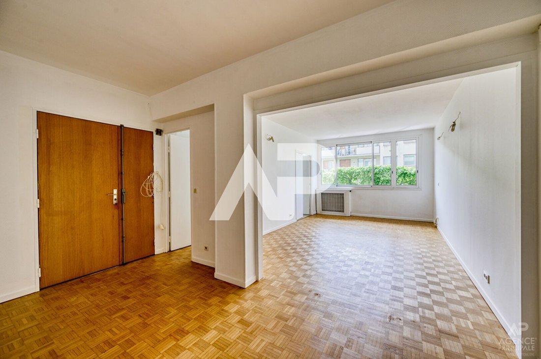 Apartment in Centre Ville, Rueil-Malmaison, France 1 - 17235171