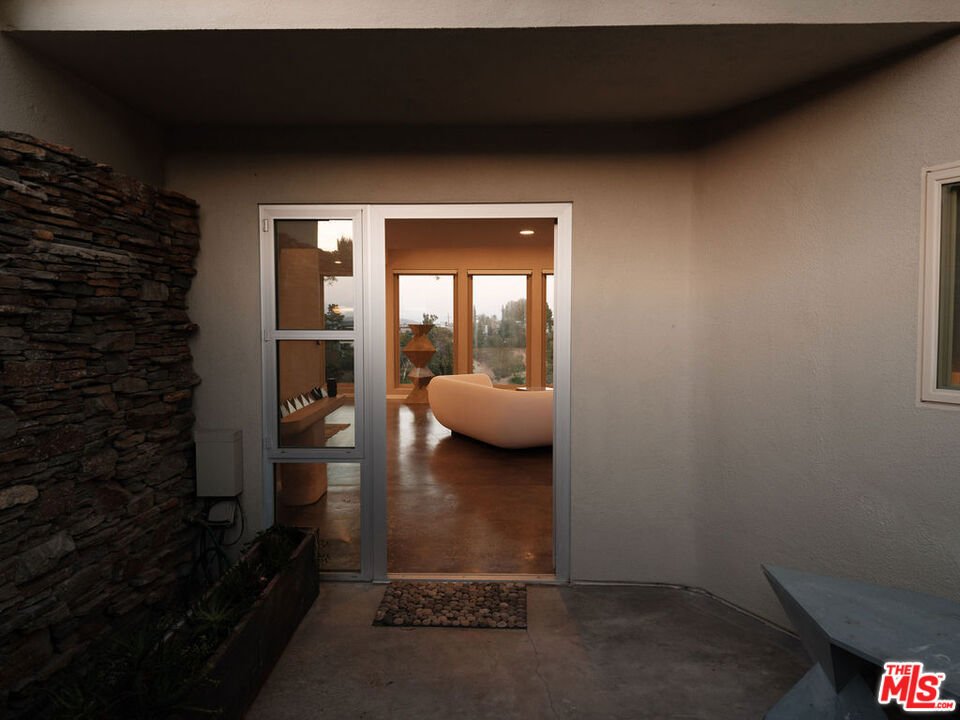 House in Los Angeles, California, United States 5 - 17933758