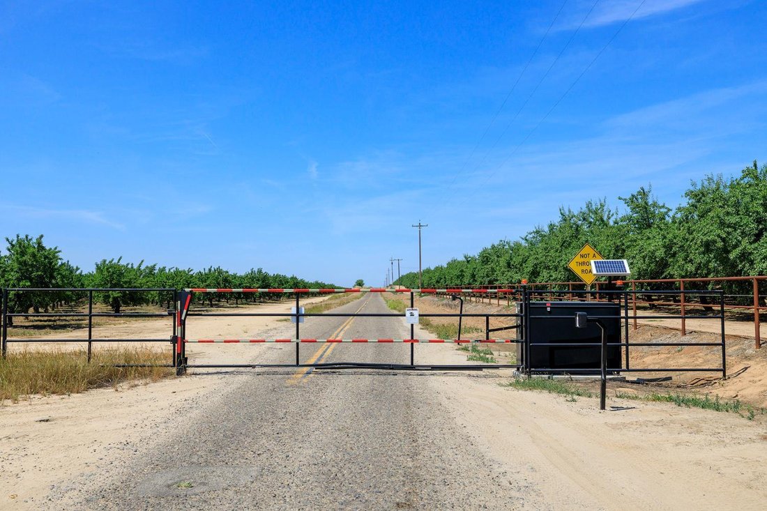 House in Winton, California, United States 4 - 17935145
