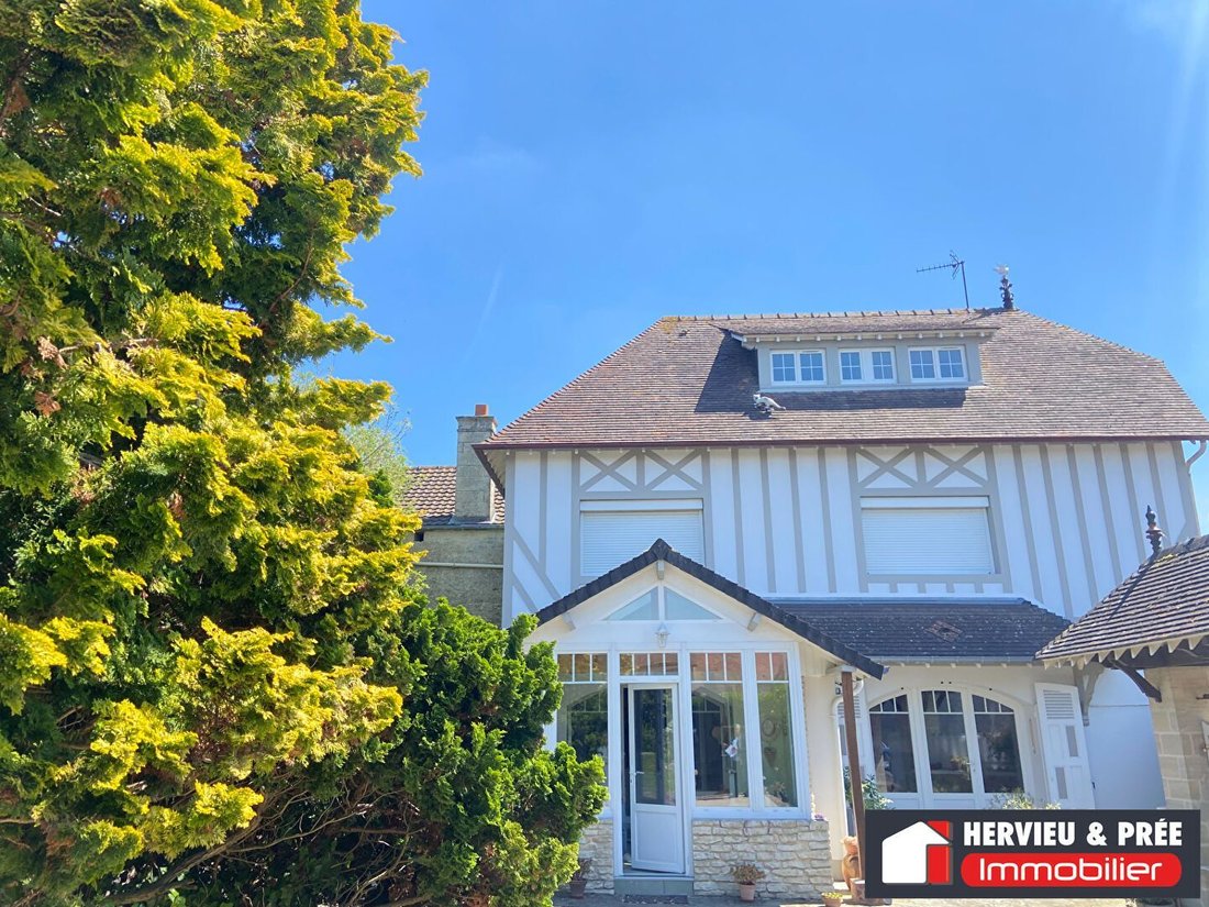 House in Luc-sur-Mer, Normandy, France 3 - 16479686