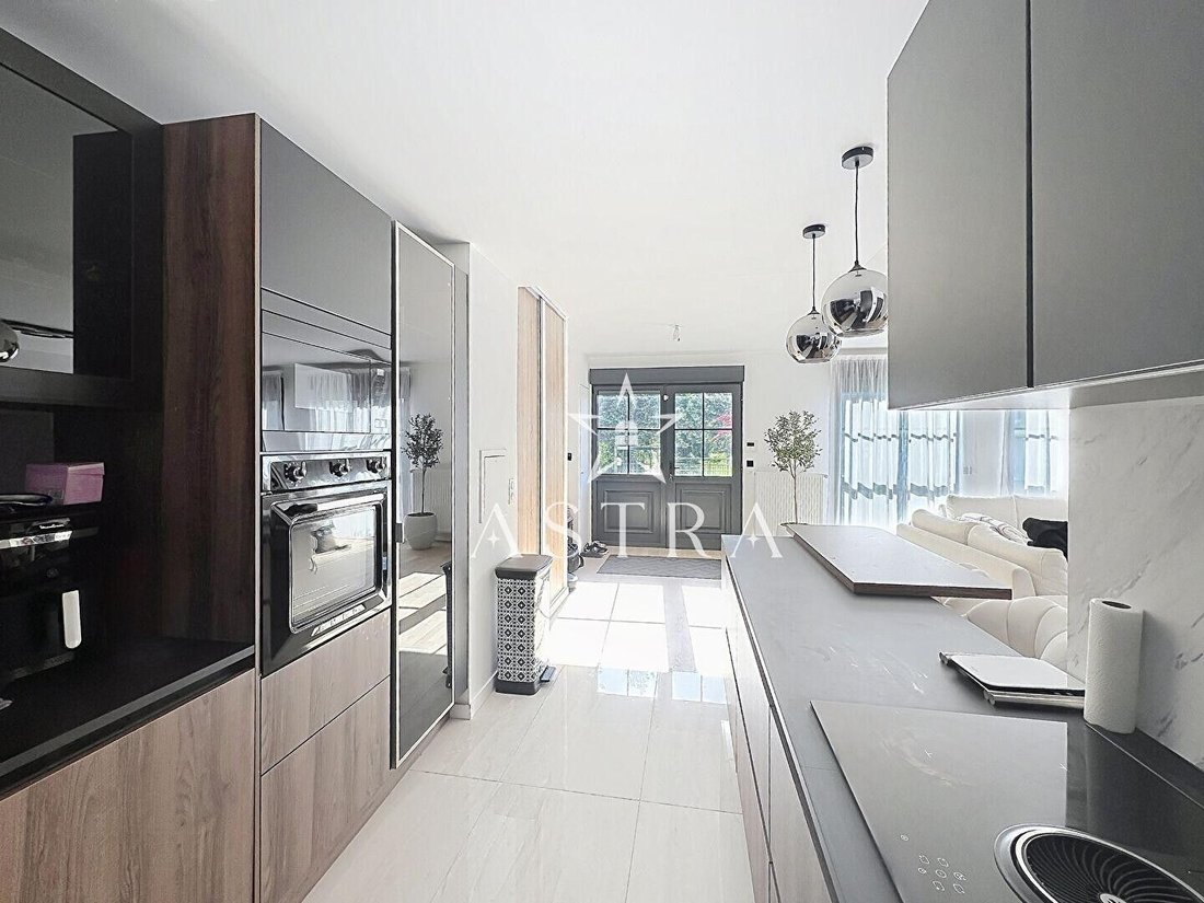 Apartment in Houssières, Châtenay-Malabry, France 5 - 17837213