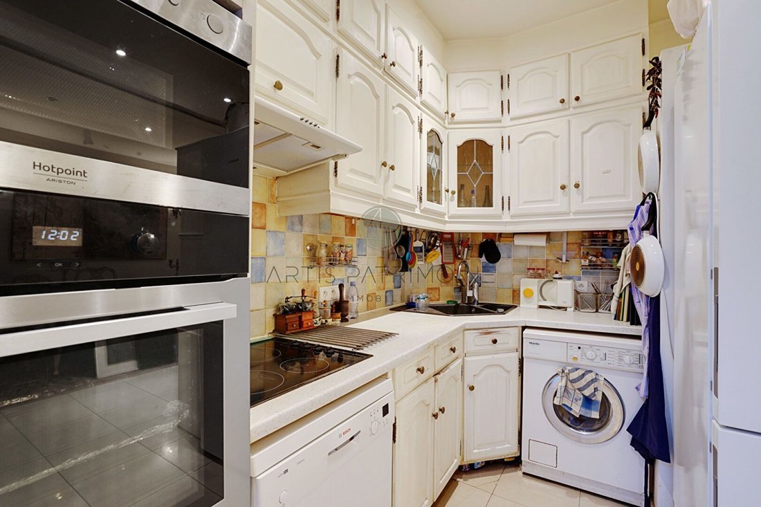 Apartment in Pereire-Malesherbes, Paris 17e Arrondissement, Paris 5 - 15837272