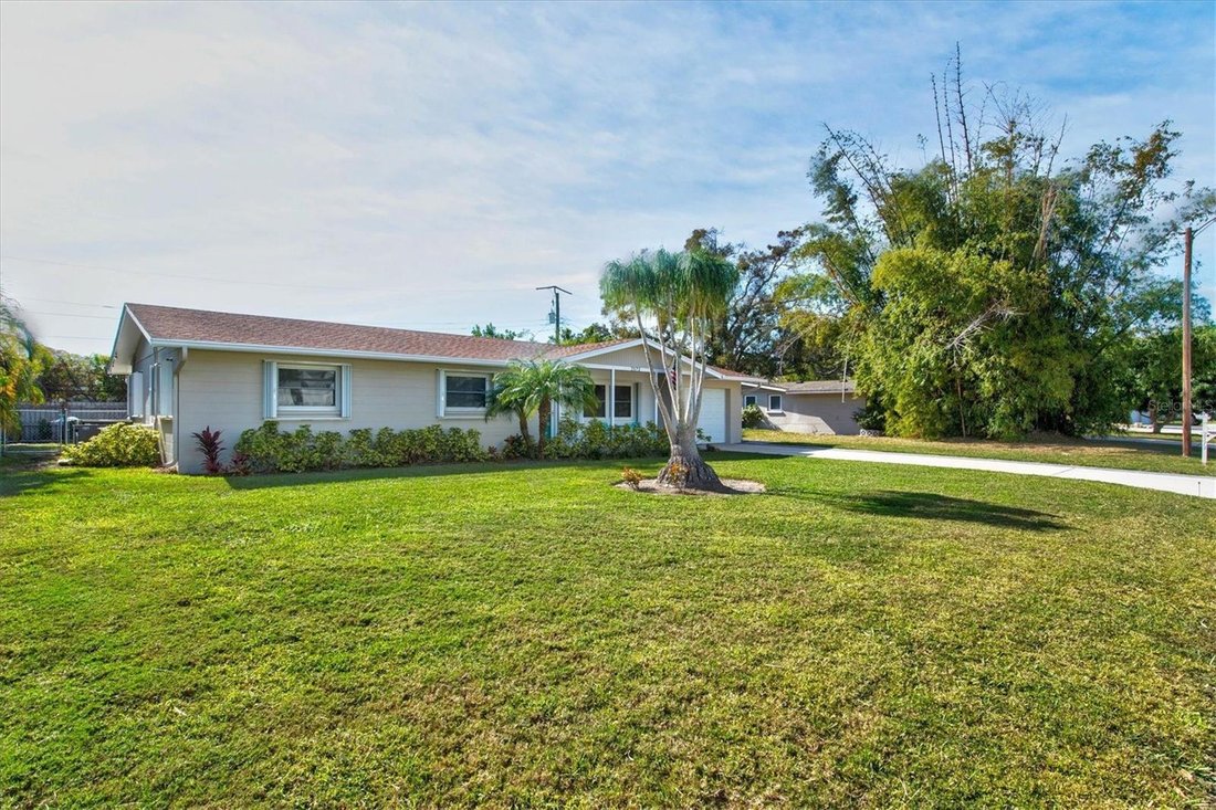 House in Sarasota, Florida, United States 2 - 17933901