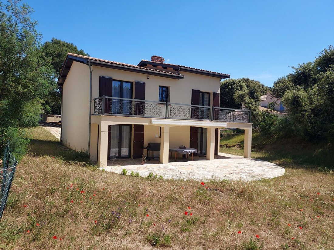 House in Saint-Trojan-les-Bains, Nouvelle-Aquitaine, France 3 - 17865537