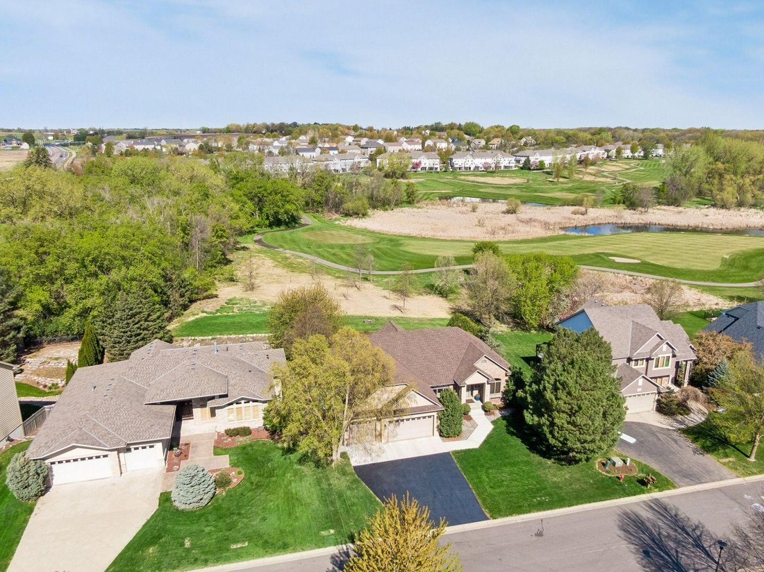 House in Chaska, Minnesota, United States 3 - 17929828