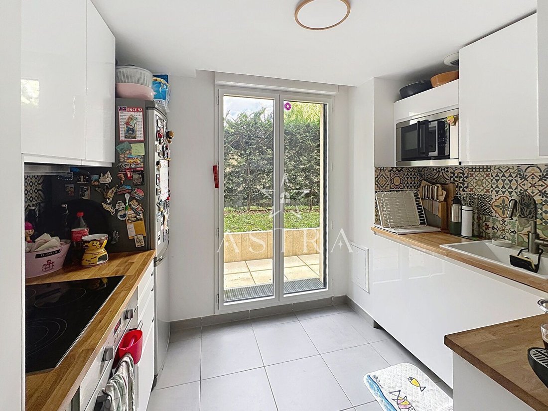 Apartment in Houssières, Châtenay-Malabry, France 5 - 17155051