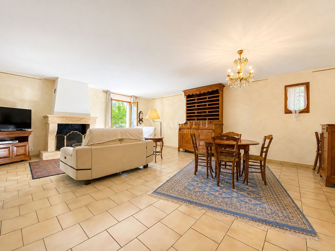 Maison à Maubec, Provence-Alpes-Côte d'Azur, France 5 - 17933877