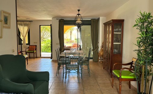 Apartment in Zahara de los Atunes, Tarifa, Andalusia 1