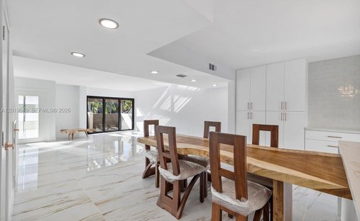 House in Golden Beach, Florida, United States 1