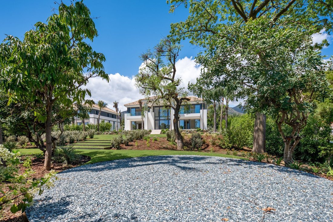 Villa in Sierra Blanca, Marbella, Spain 3 - 17932617