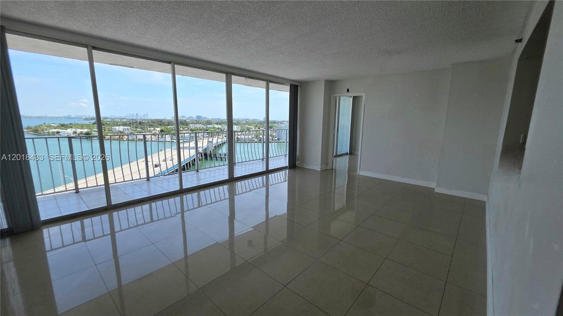 Condo in Miami Beach, Florida, United States 2 - 17930162