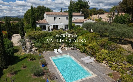 House in Mormoiron, Provence-Alpes-Côte d'Azur, France 1