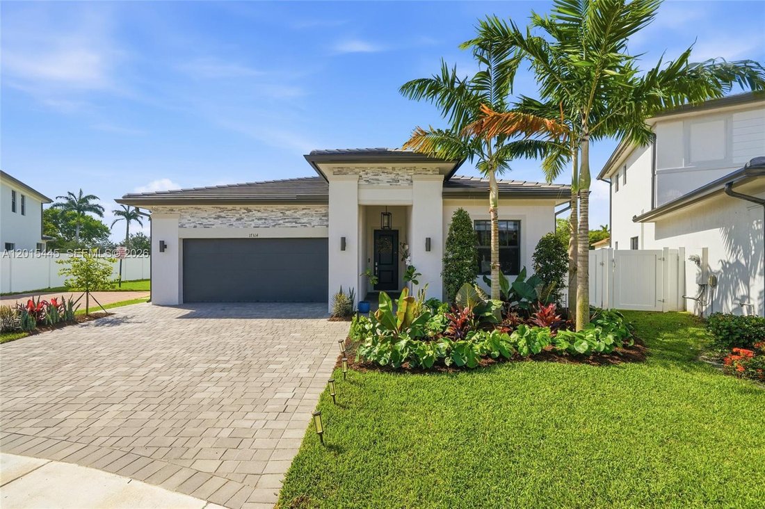 House in Miramar, Florida, United States 1 - 17904367