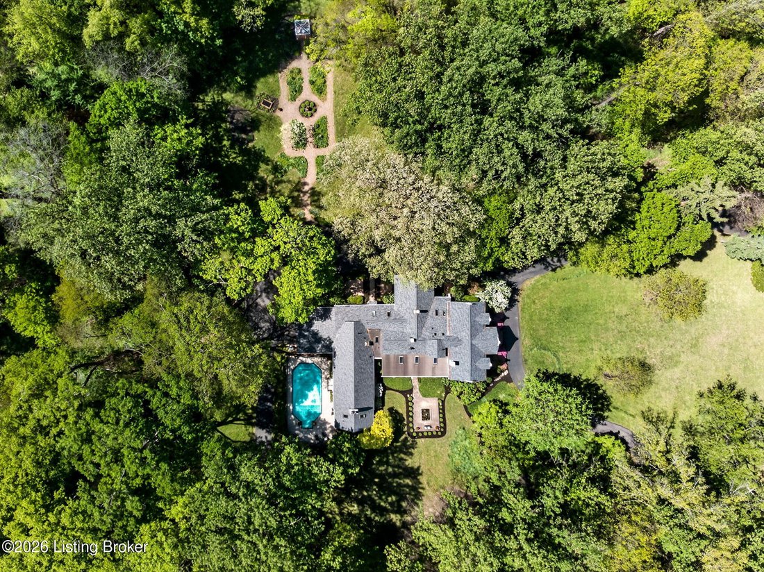 House in Pewee Valley, Kentucky, United States 1 - 17938441