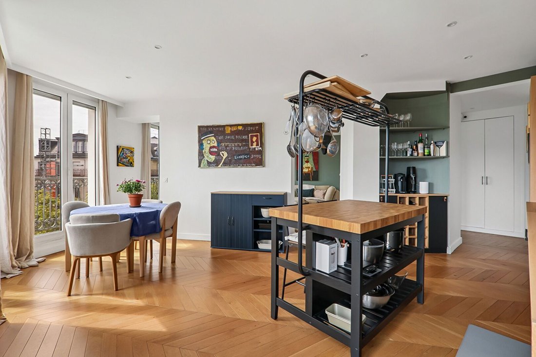 Apartment in Pereire-Malesherbes, Paris 17e Arrondissement, Paris 4 - 17727395