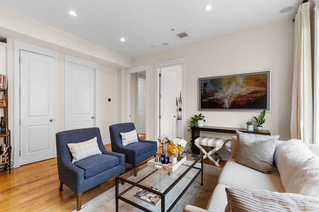 Condo in Boston, Massachusetts, United States 5 - 17938631