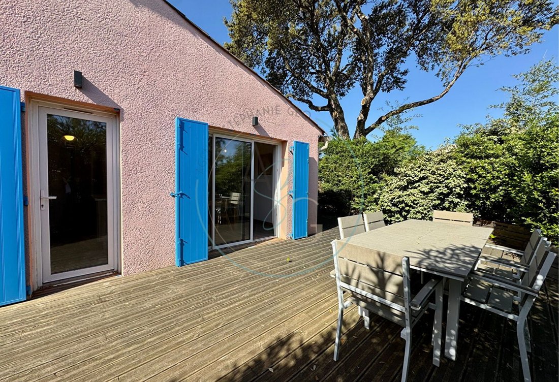House in Ouest, Cogolin, France 2 - 17697502
