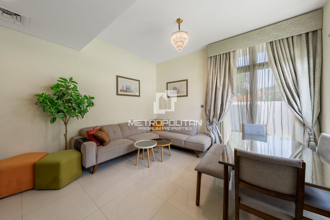 Villa in Damac Hills 2, Dubai, United Arab Emirates 2 - 16112738