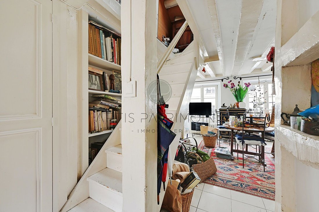 Apartment in Odéon, Paris 6e Arrondissement, Paris 4 - 17063923