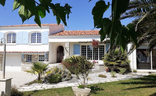 Casa a Saint-Denis-d'Oléron, Nuova Aquitania, Francia 1