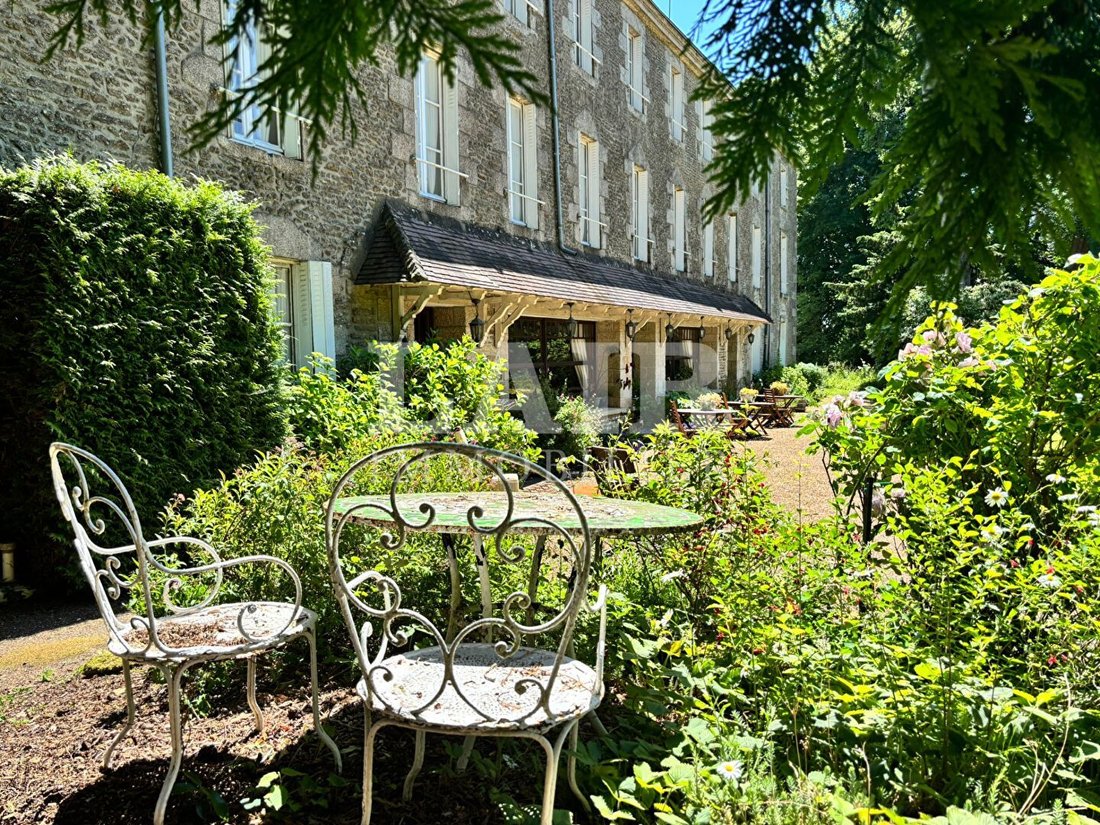 House in Saint-Denis-sur-Sarthon, Normandy, France 1 - 17010610