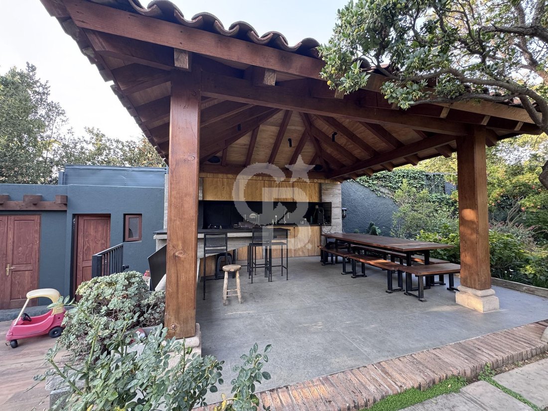 House in Lo Barnechea, Santiago Metropolitan Region, Chile 2 - 17929393