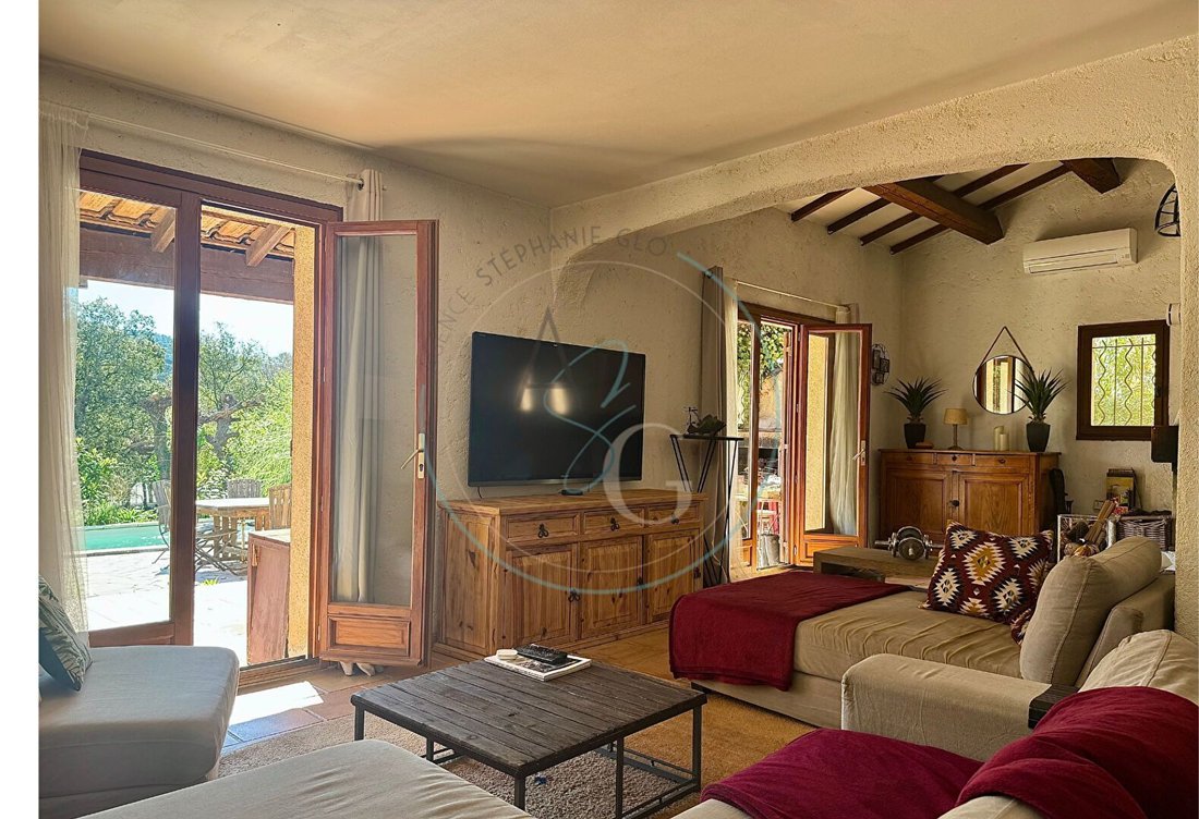 Villa in Gassin, Provence-Alpes-Côte d'Azur, France 2 - 17446764