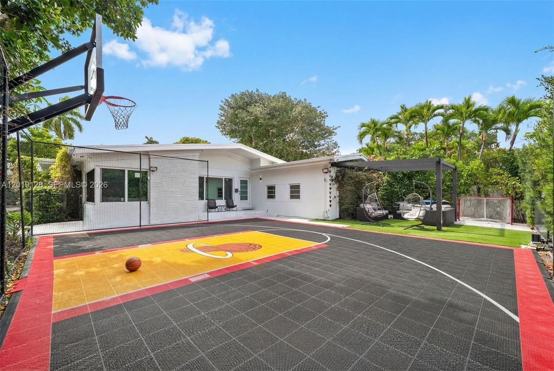 House in Miami Beach, Florida, United States 2 - 17933127