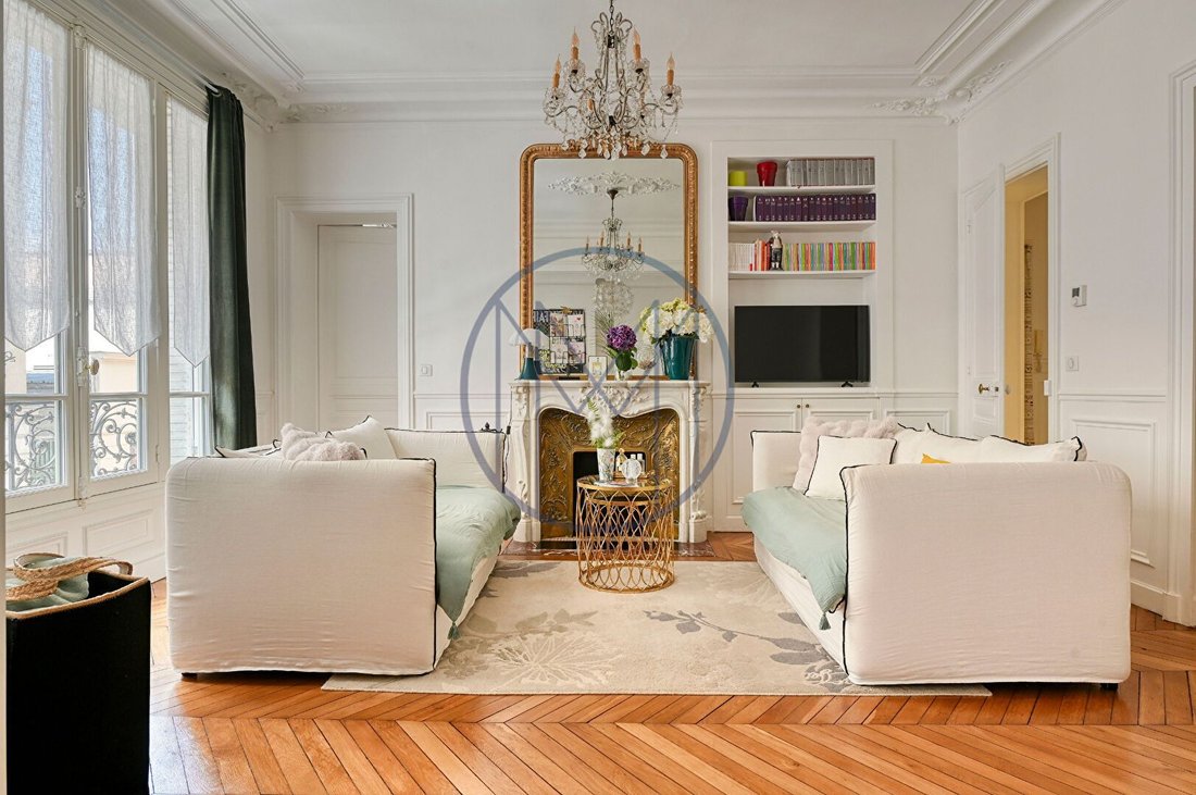 Apartment in Domaine National du Château, Versailles, France 1 - 17332065