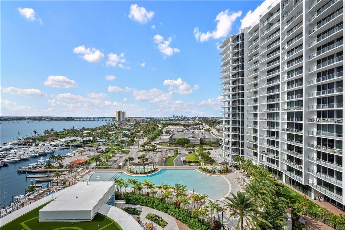 Condo in Lake Park, Florida, United States 2 - 17934385