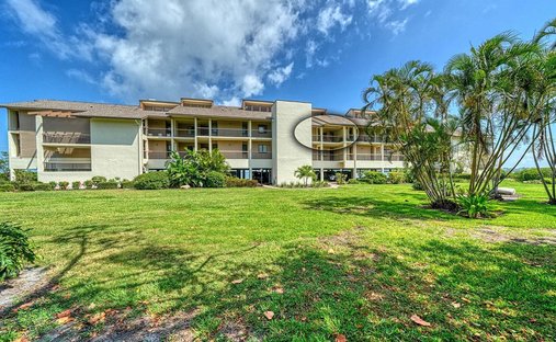 Condo in Cortez, Florida, United States 1