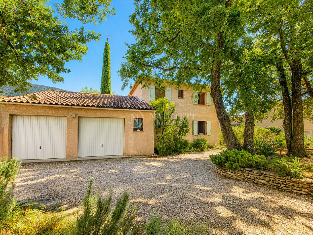 House in Maubec, Provence-Alpes-Côte d'Azur, France 4 - 17933877