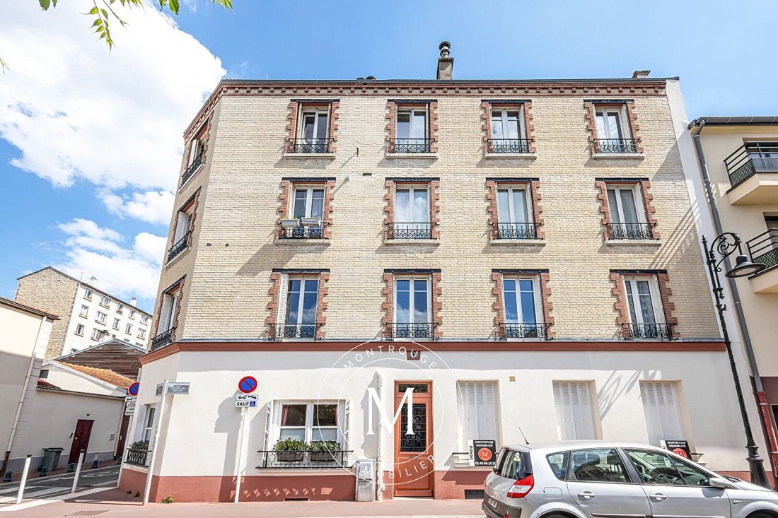 Apartment in Montrouge, Ile-de-France, France 1 - 17929765