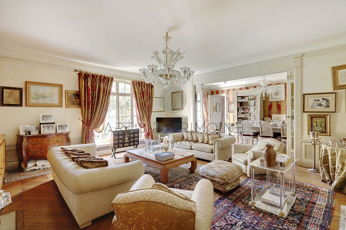 Apartment in Pereire-Malesherbes, Paris 17e Arrondissement, Paris 2 - 15837326