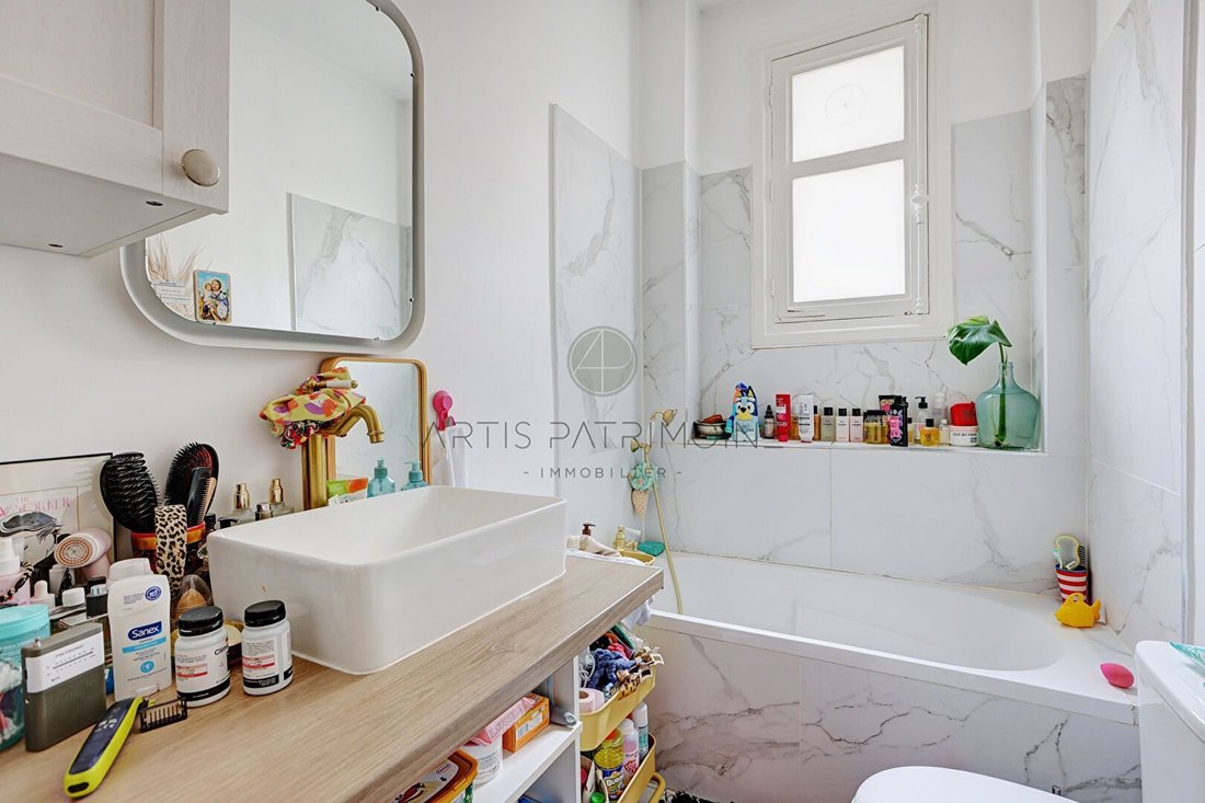 Apartment in Pereire-Malesherbes, Paris 17e Arrondissement, Paris 5 - 16531459