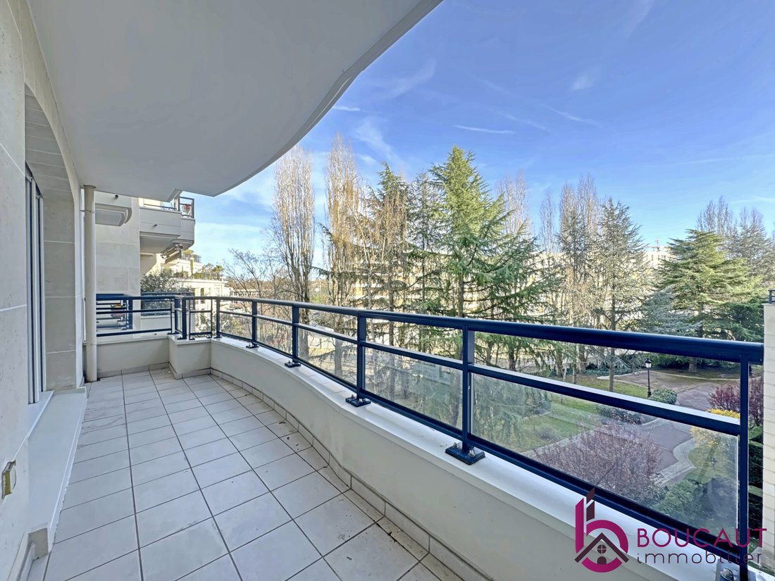 Apartment in Wallon, Le Plessis-Robinson, France 1 - 17936519