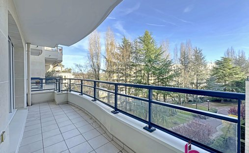 Apartment in Wallon, Le Plessis-Robinson, France 1