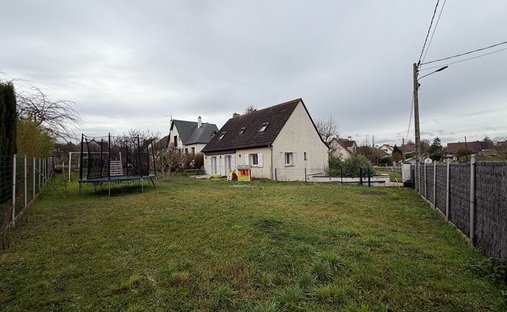 House in Chapet, Ile-de-France, France 1