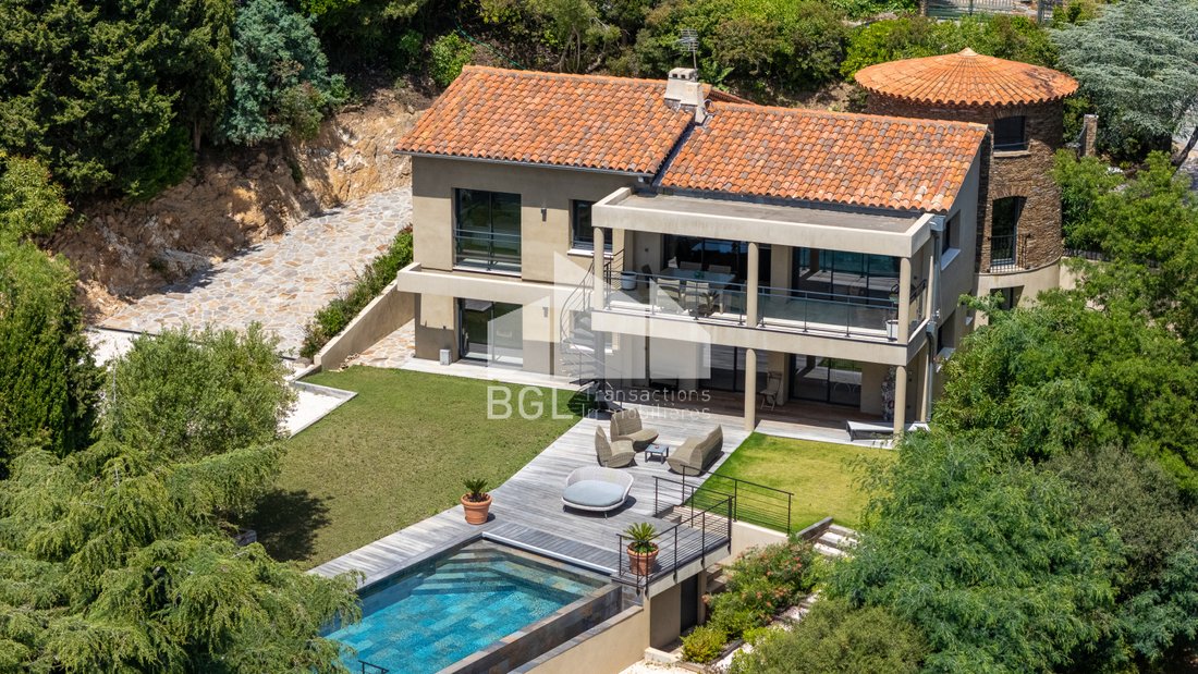 House in Le Lavandou, Provence-Alpes-Côte d'Azur, France 1 - 17839365