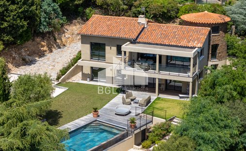 Maison à Le Lavandou, Provence-Alpes-Côte d'Azur, France 1