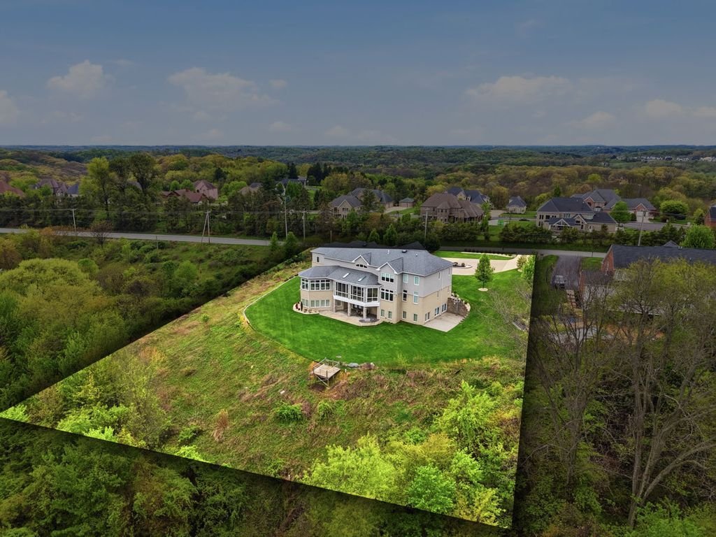 House in Franklin Park, Pennsylvania, United States 4 - 17936491