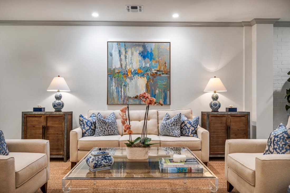 Condo in Nichols Hills, Oklahoma, United States 5 - 17928007