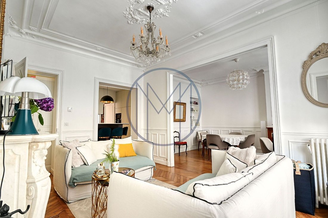 Apartment in Domaine National du Château, Versailles, France 4 - 17332065