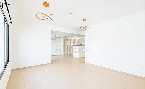 Villa in Dubai, Dubai, United Arab Emirates 1