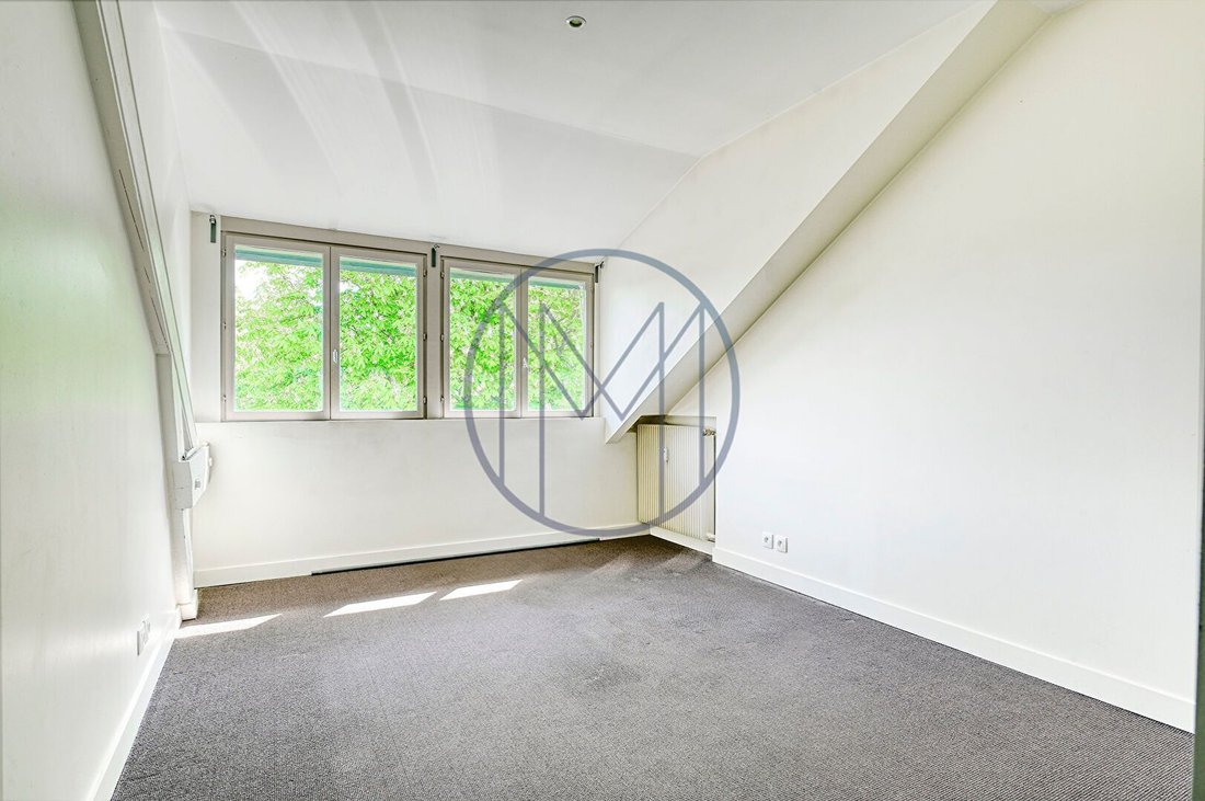 Apartment in Domaine National du Château, Versailles, France 5 - 16918677