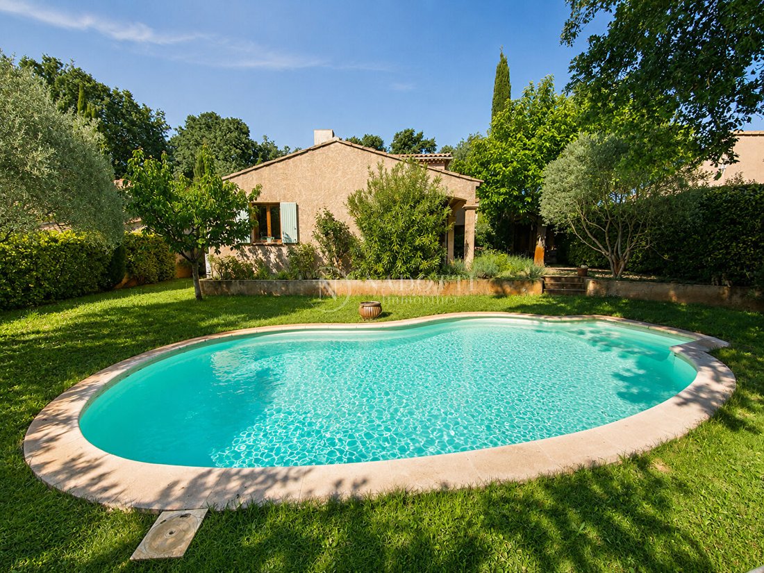 House in Maubec, Provence-Alpes-Côte d'Azur, France 3 - 17933877