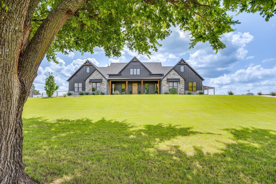 House in Weatherford, Texas, United States 2 - 17935575
