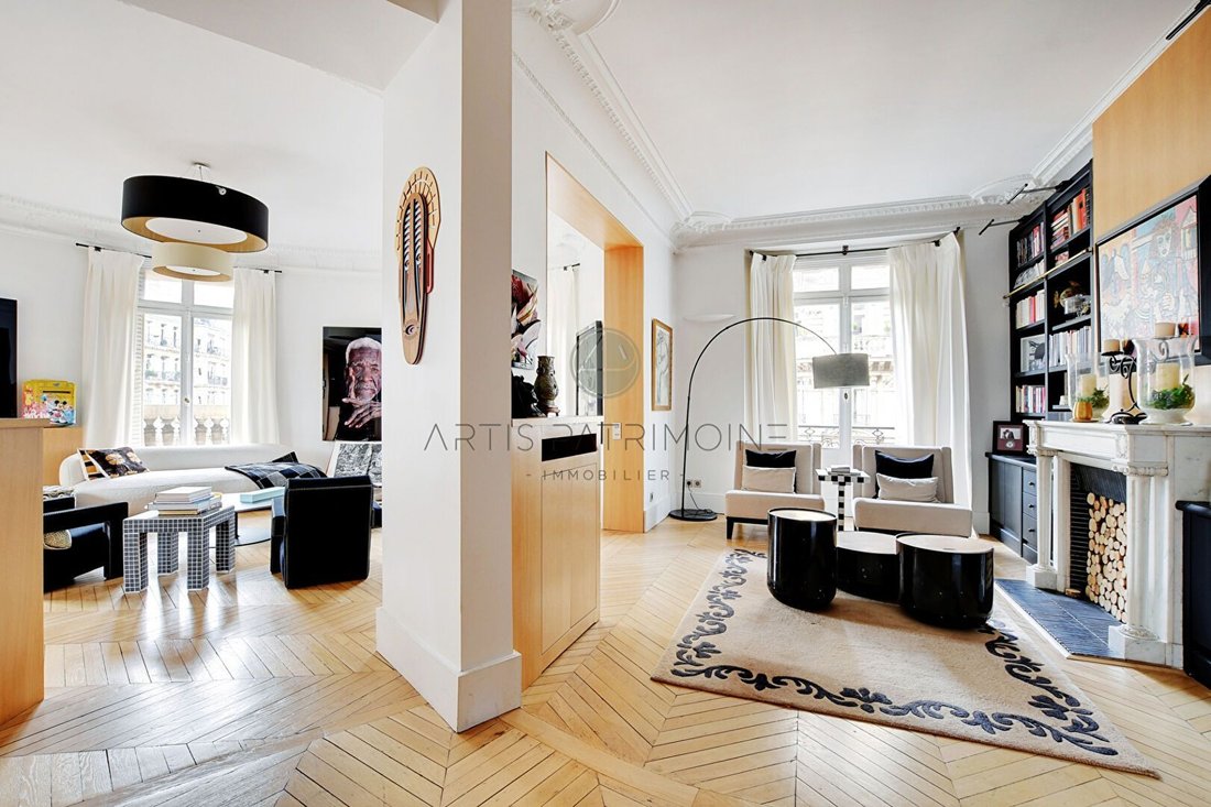 Apartment in Saint Gervais, Paris 4e Arrondissement, Paris 5 - 15837249