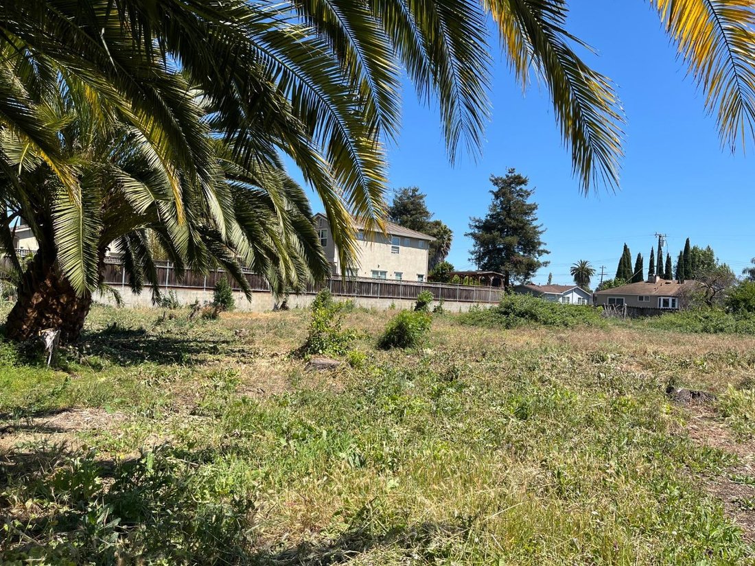 House in East Palo Alto, California, United States 4 - 17932940