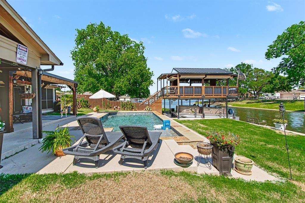 House in Granbury, Texas, United States 5 - 17891032